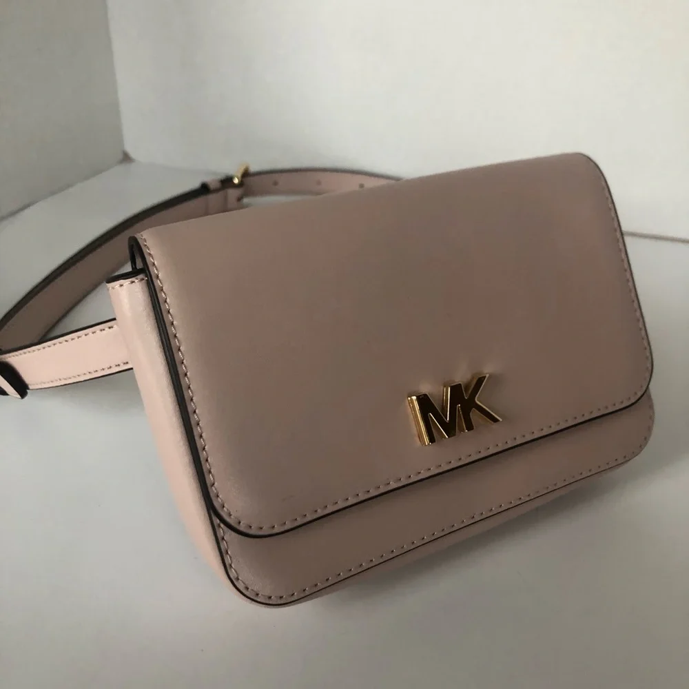 Michael Kors side bag